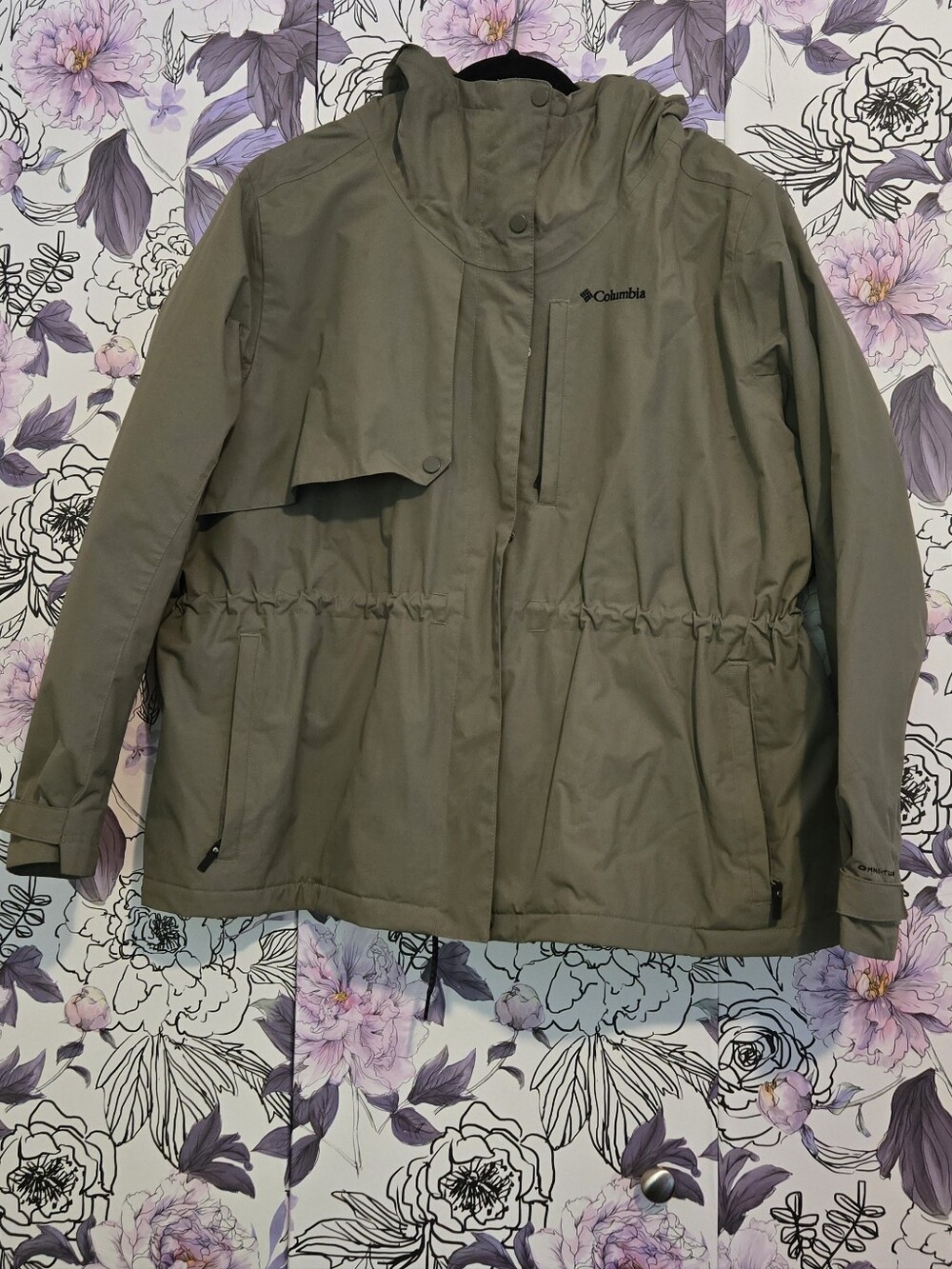 Columbia Women's Olive Green Waterproof Hooded Jacket